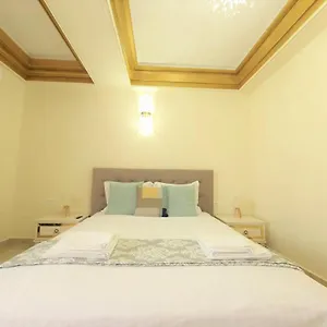 Laroka House Luxury Center Universitate Bucarest